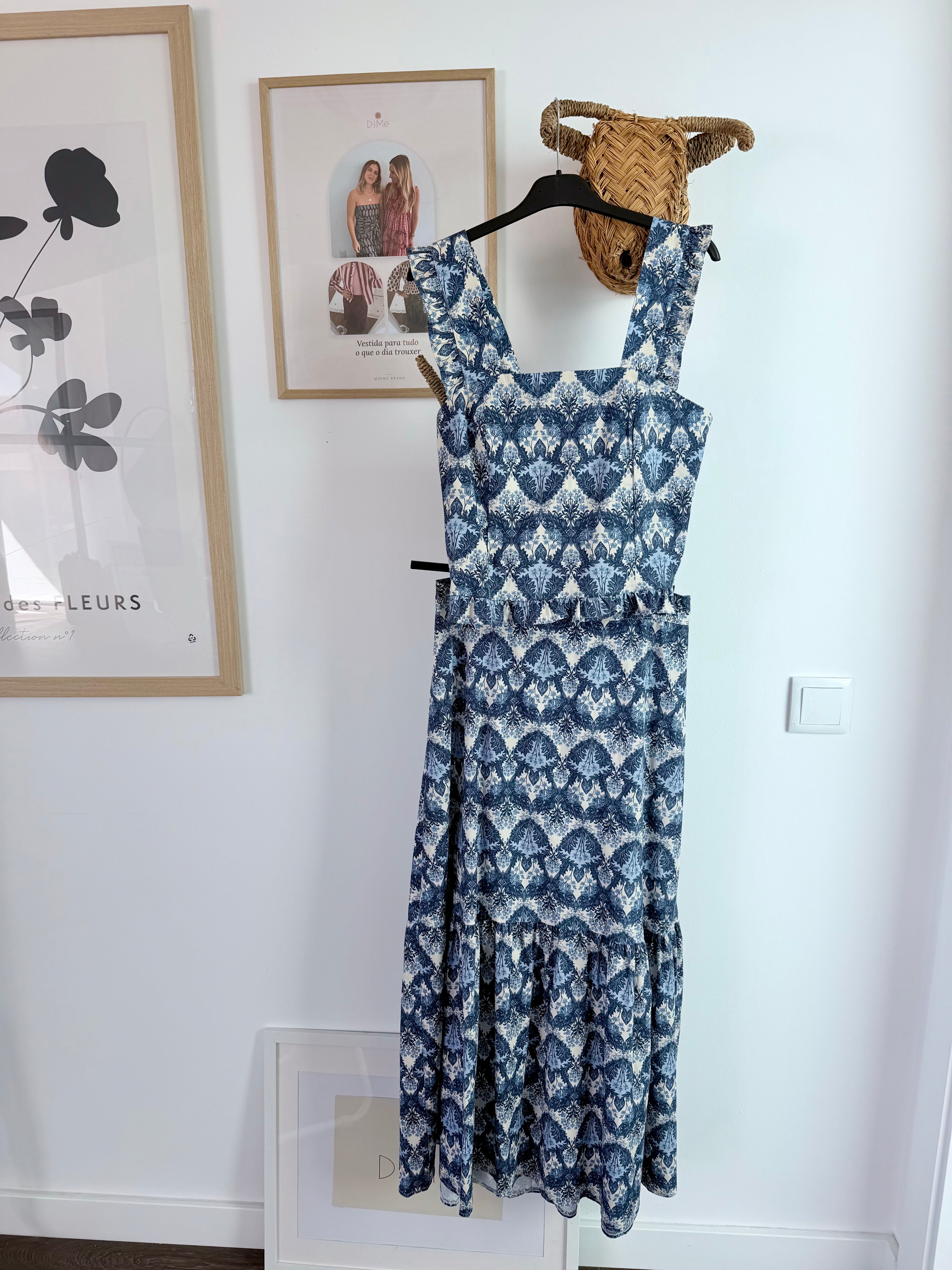 DiME – Conjunto Âmparo, top e saia comprida azulejo