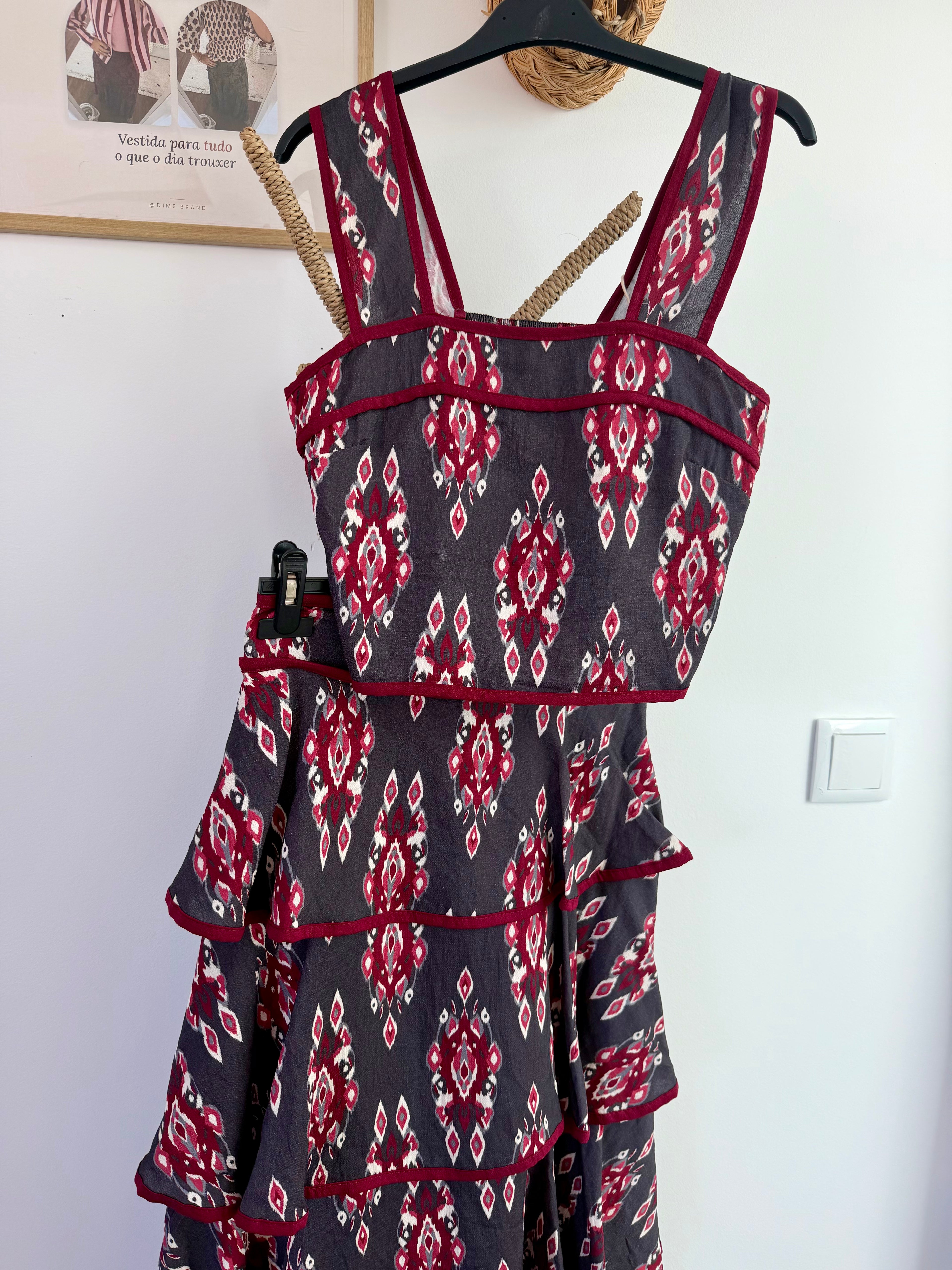 DiME – Conjunto Misiótis, top e saia ikat bordô e azul (foto 1)